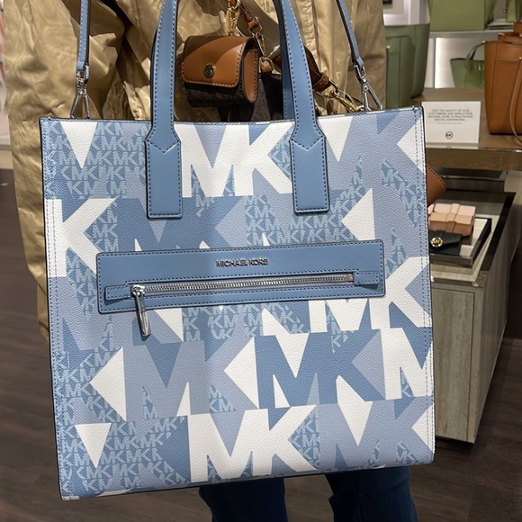 Michael Kors Kenly Large NS Tote Chambray Multi - Picture 13 of 16